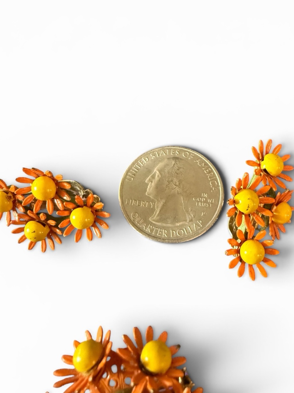 Vintage Orange Daisy Flower Brooch & Clip-On Earring Set Retro Enamel Floral - Picture 7 of 10